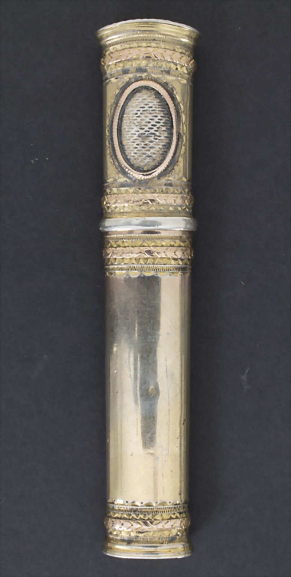 Empire Nadeletui in Silber und Gold / An Empire silver and gold needle case, Frankreich, um 1800