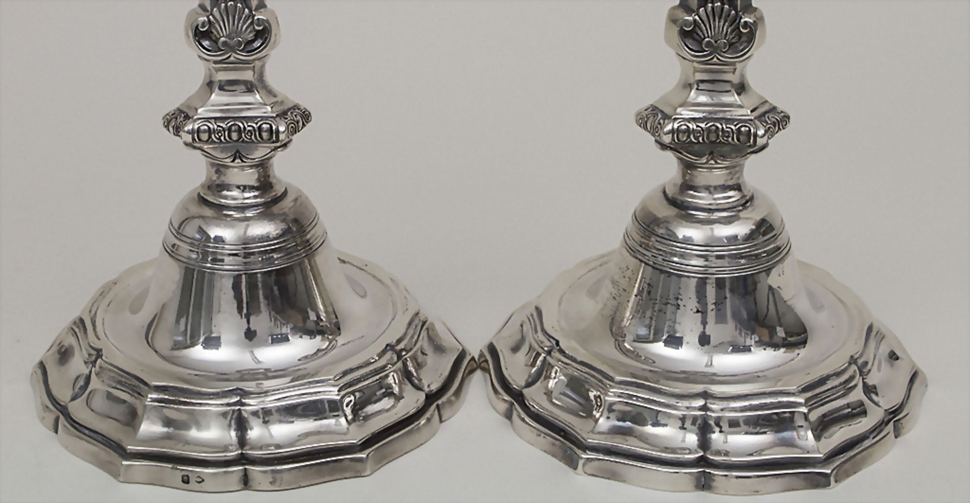 Paar Kerzenleuchter / A pair of silver candlesticks, Frankreich, um 1900 - Image 3 of 5