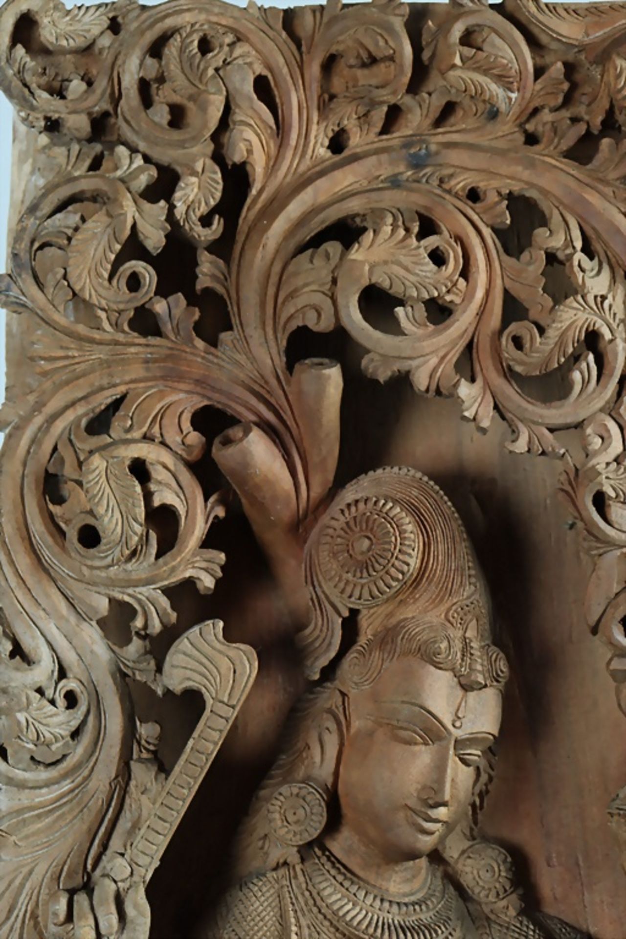 Holzstele einer indischen Göttin / A wooden pillar of an Indian goddess, 19./20. Jh. - Image 5 of 7