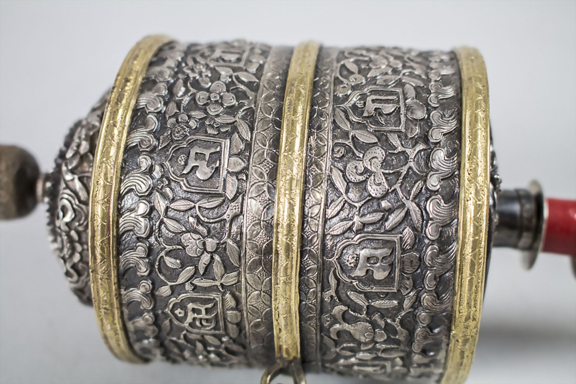 Seltene Prunk-Gebetsmühle / A rare magnificent prayer wheel, Tibet, 18. Jh. - Bild 4 aus 6