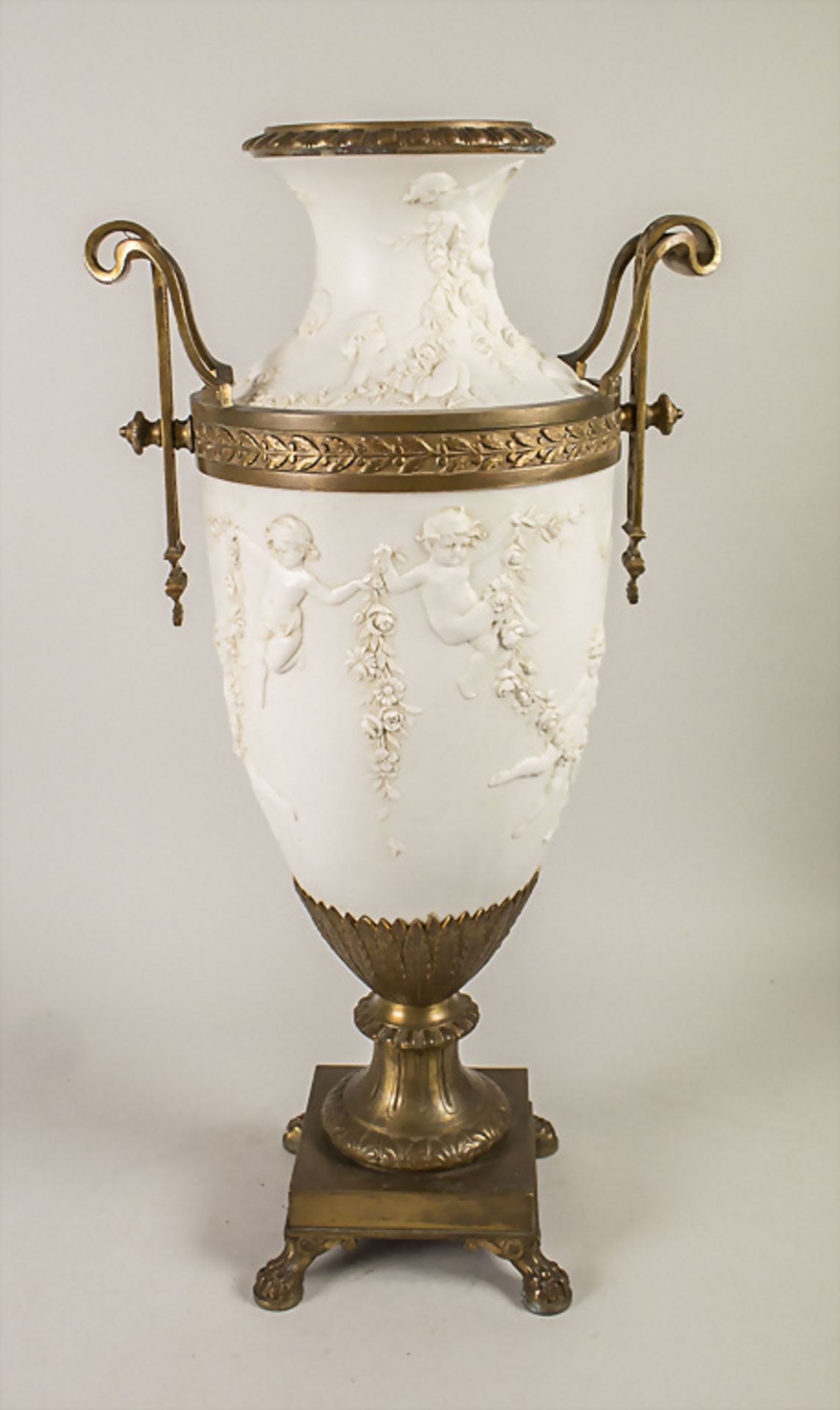 Große Empire Henkel-Prunkvase / A large Empire splendid vase with handles, wohl Sèvres, 19. Jh. - Image 2 of 8