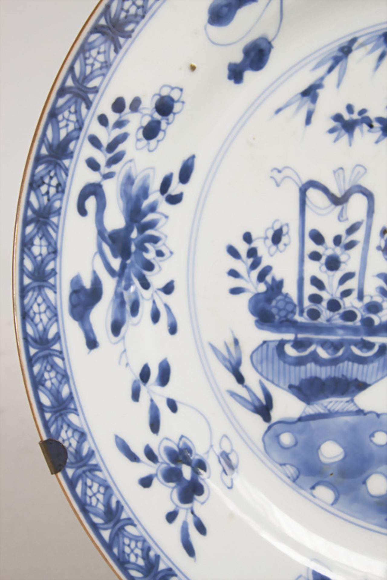 Teller / A plate, China, Qing Dynastie (1644-1911), 18. Jh. - Image 2 of 3