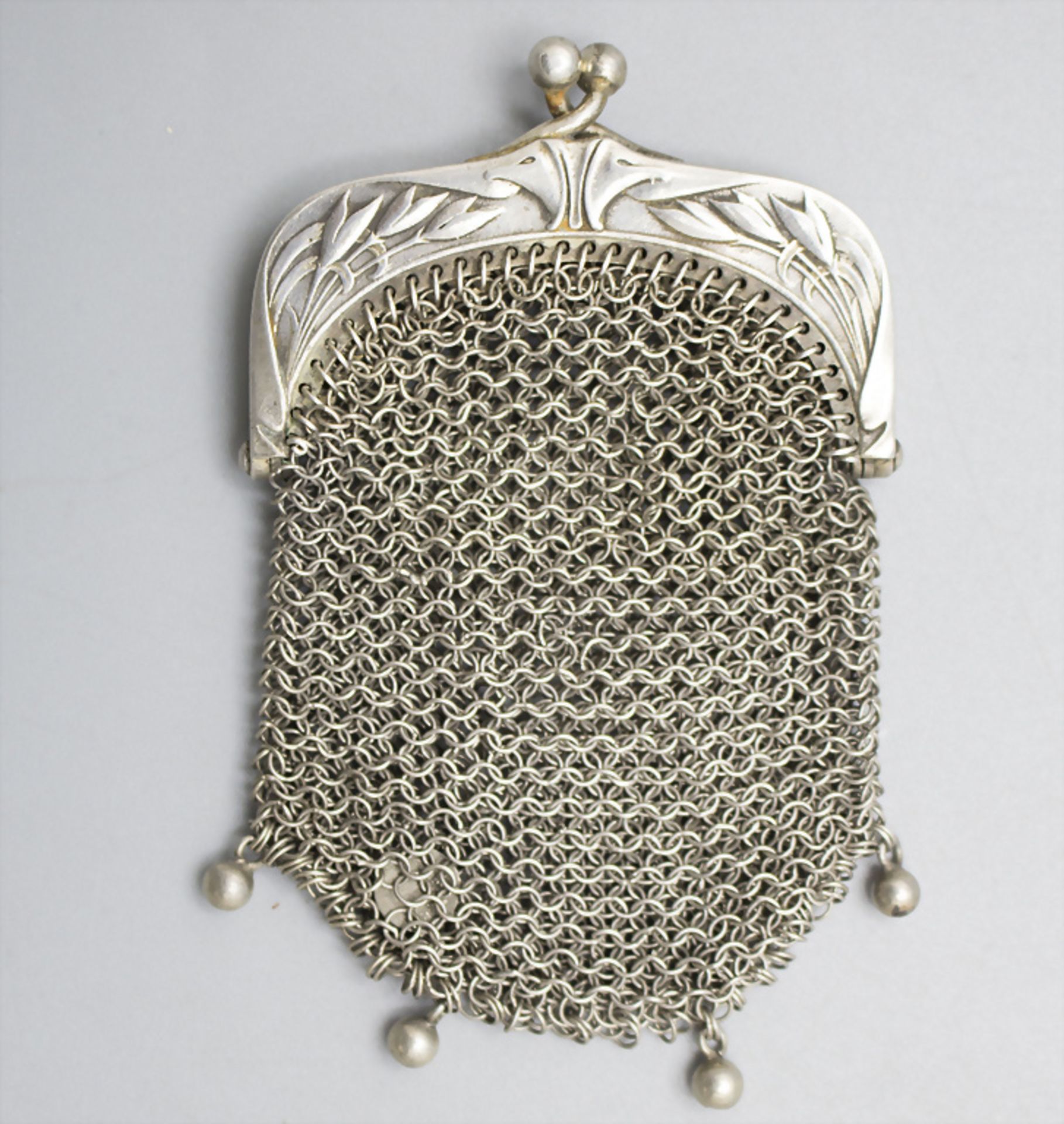 Kleines Jugendstil Täschchen / Börse in Silber / An Art Nouveau silver purse, Frankreich, um 1900