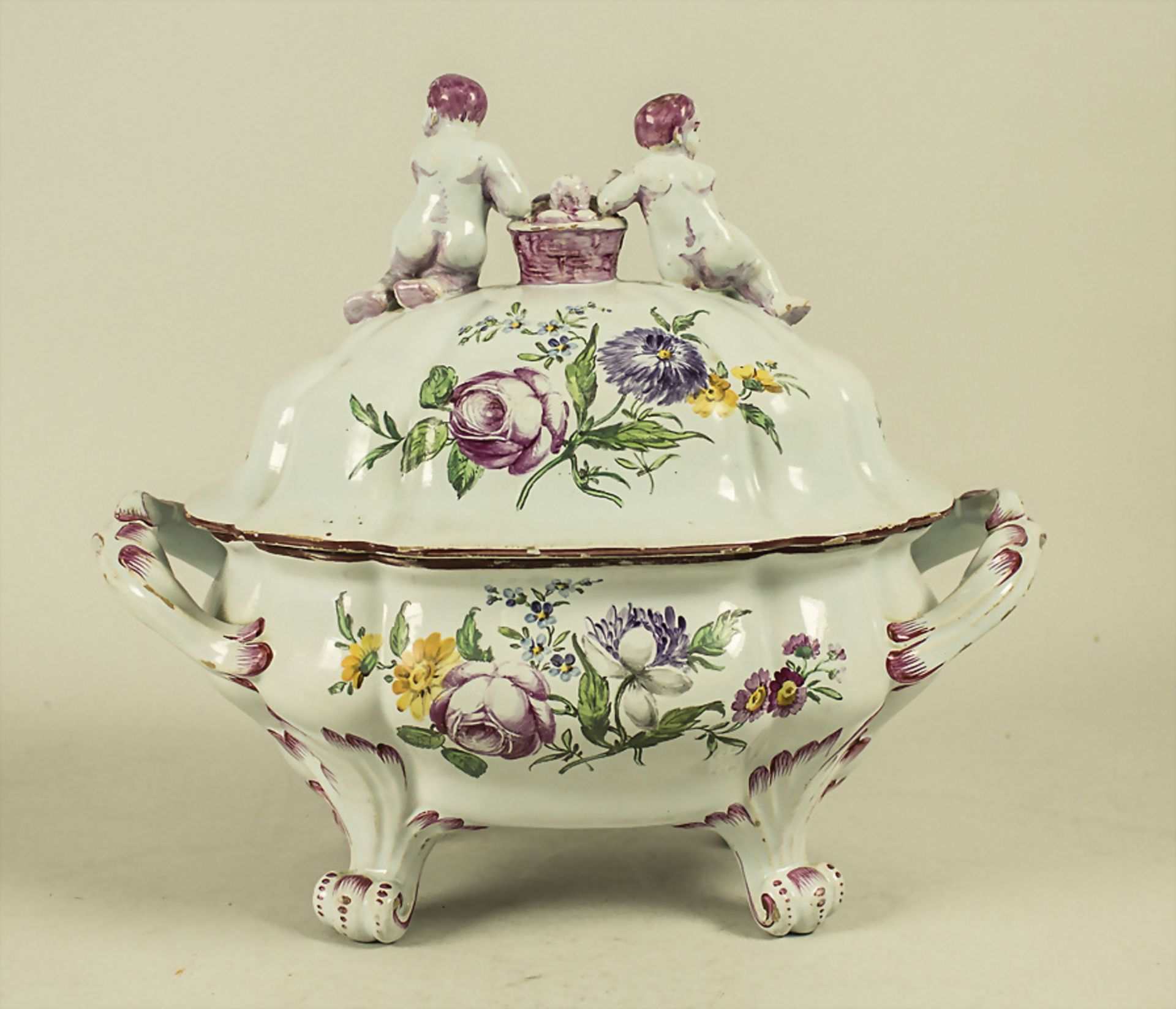 Fayence-Deckelterrine / A faience lidded tureen, Frankreich, Niederweiler, um 1770/80 - Image 4 of 8