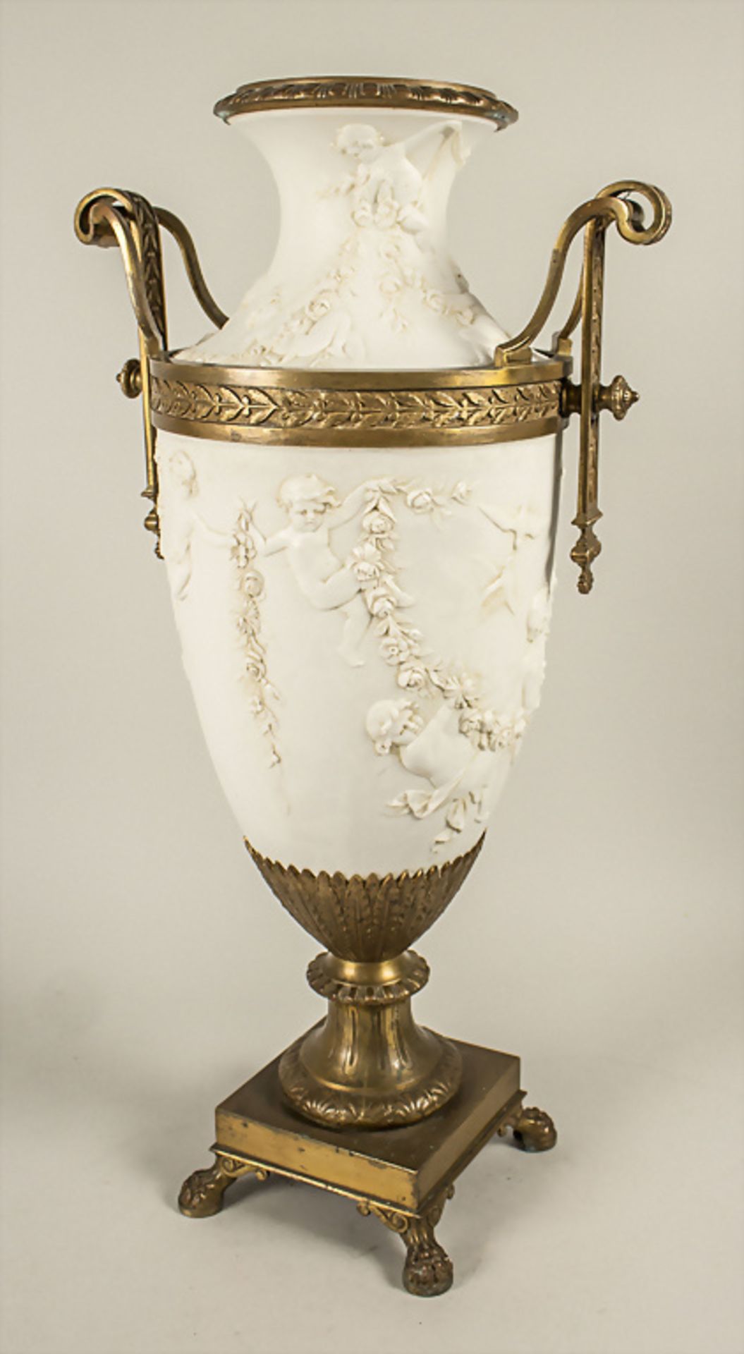 Große Empire Henkel-Prunkvase / A large Empire splendid vase with handles, wohl Sèvres, 19. Jh. - Image 7 of 8
