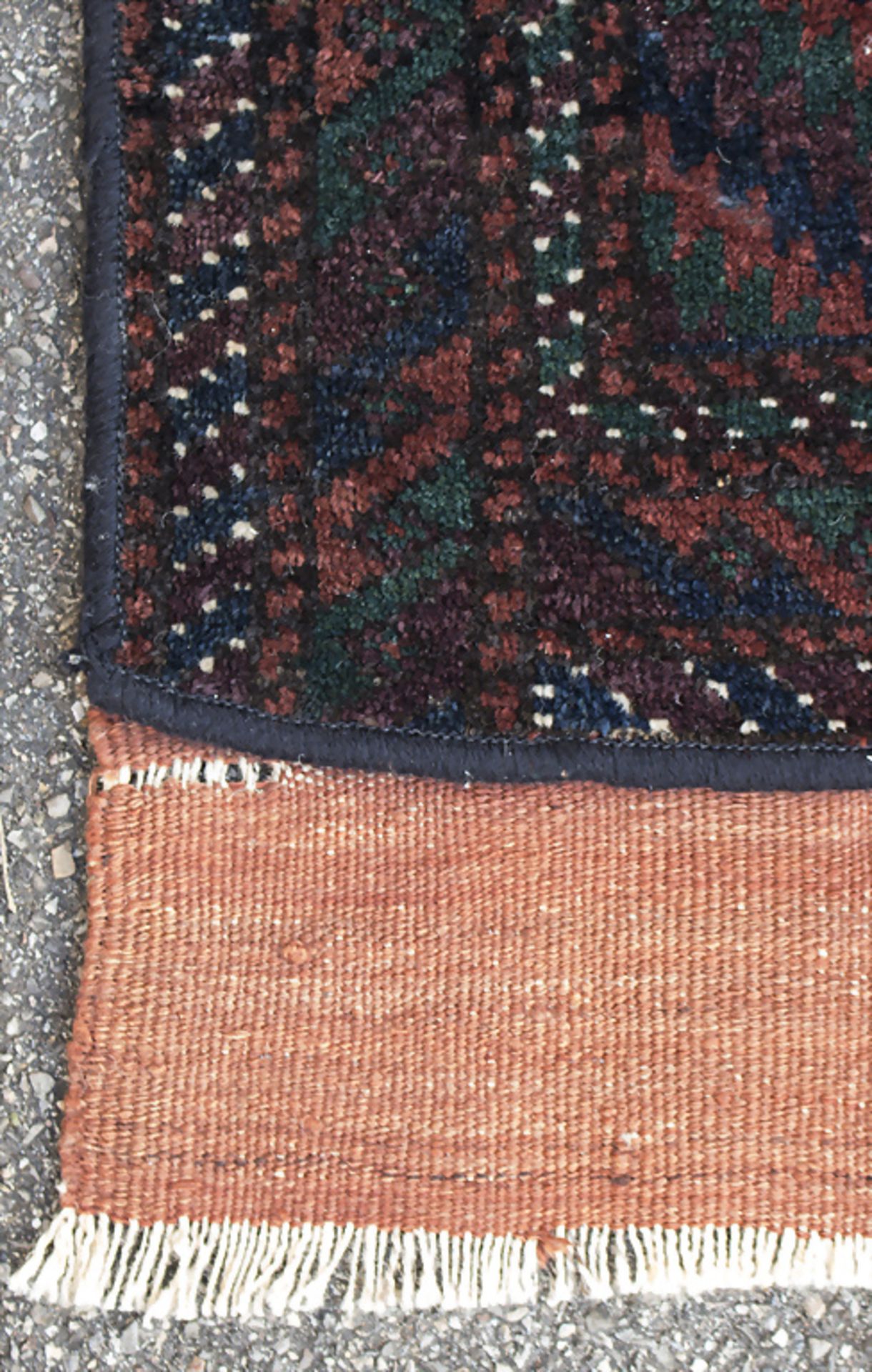 Orientteppich, Zelttasche / An oriental carpet, tentbag - Image 2 of 4