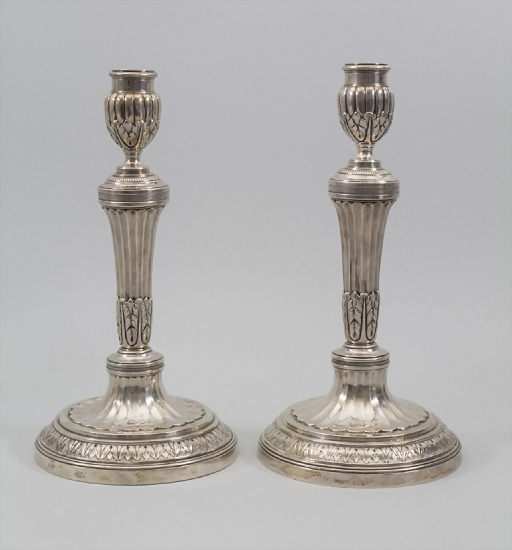Paar Louis-Seize-Leuchter / A pair of silver candlesticks, Jean Francois Roumier, Paris, um 1788 - Image 2 of 18