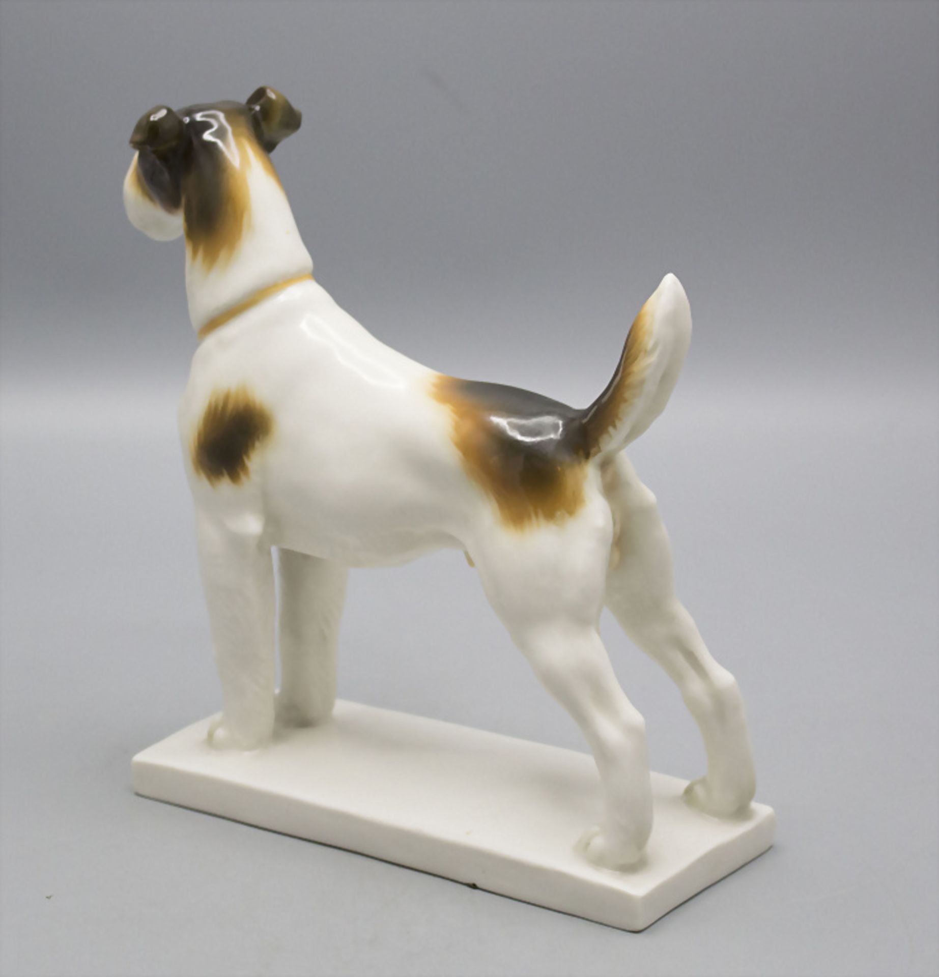 Foxterrier / A fox terrier, Arthur Storch, Schwarzburger Werkstätten, nach 1928 - Image 3 of 5