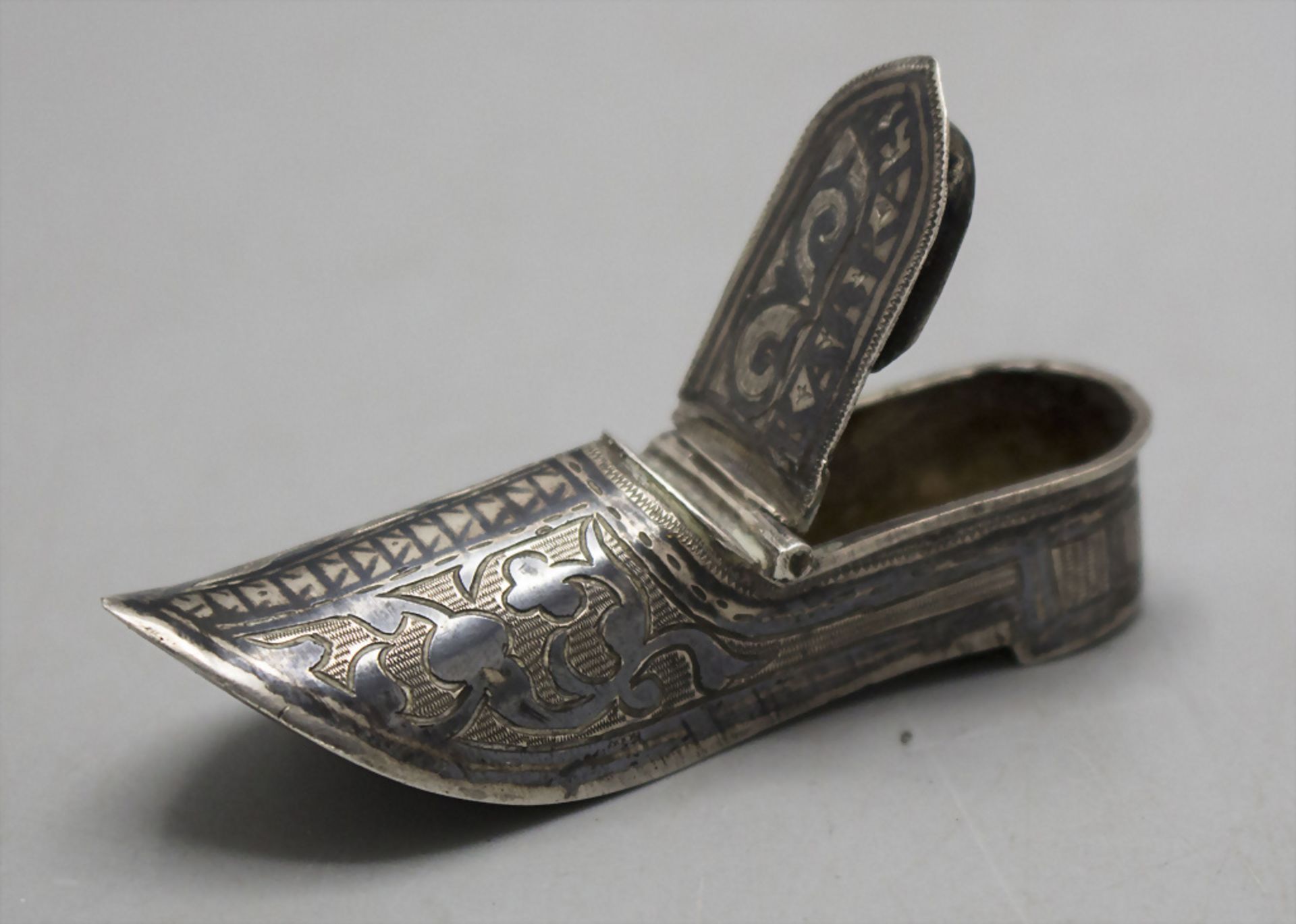 Silberdose in Schuhform / A silver shoe shape box, Tula, 19. Jh. - Image 3 of 6