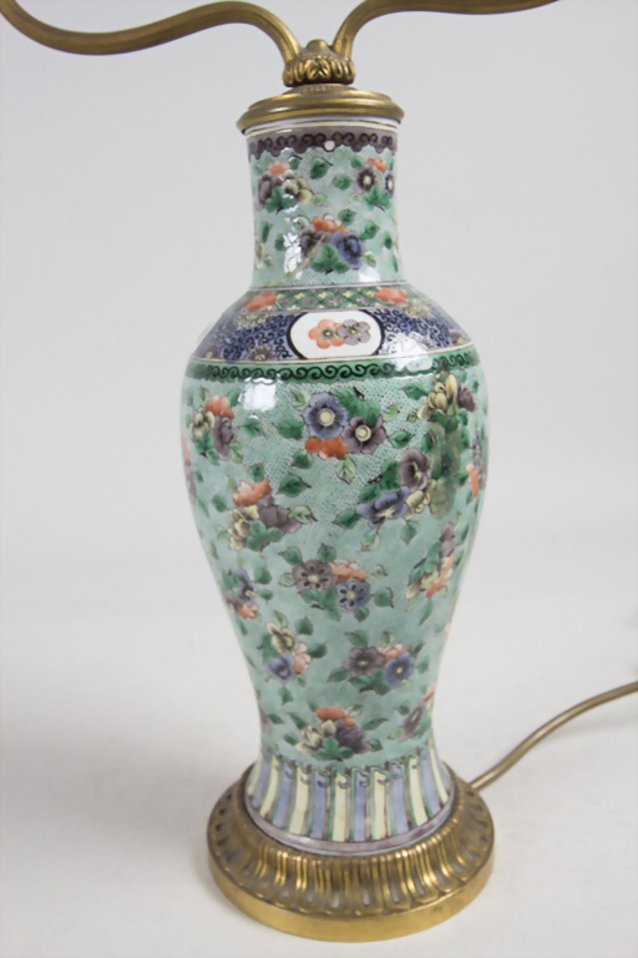 Tischlampe / A table lamp, Frankreich bzw. China, um 1900, Vase 18./19. Jh. - Image 2 of 6