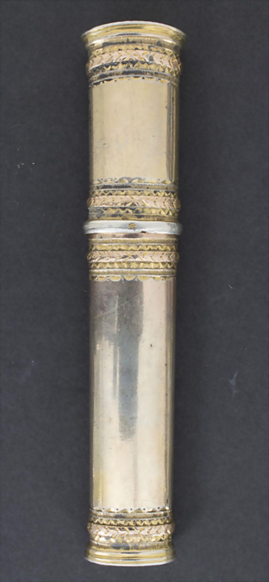 Empire Nadeletui in Silber und Gold / An Empire silver and gold needle case, Frankreich, um 1800 - Bild 2 aus 3