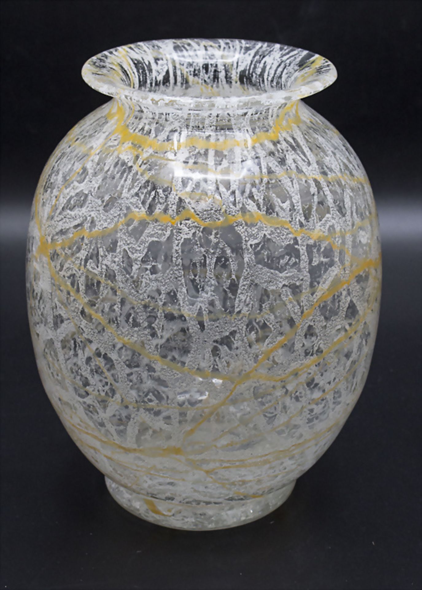 Art Déco Schaumglas-Vase / An Art Deco glass vase, Johann Loetz Wwe, Klostermühle, um 1920