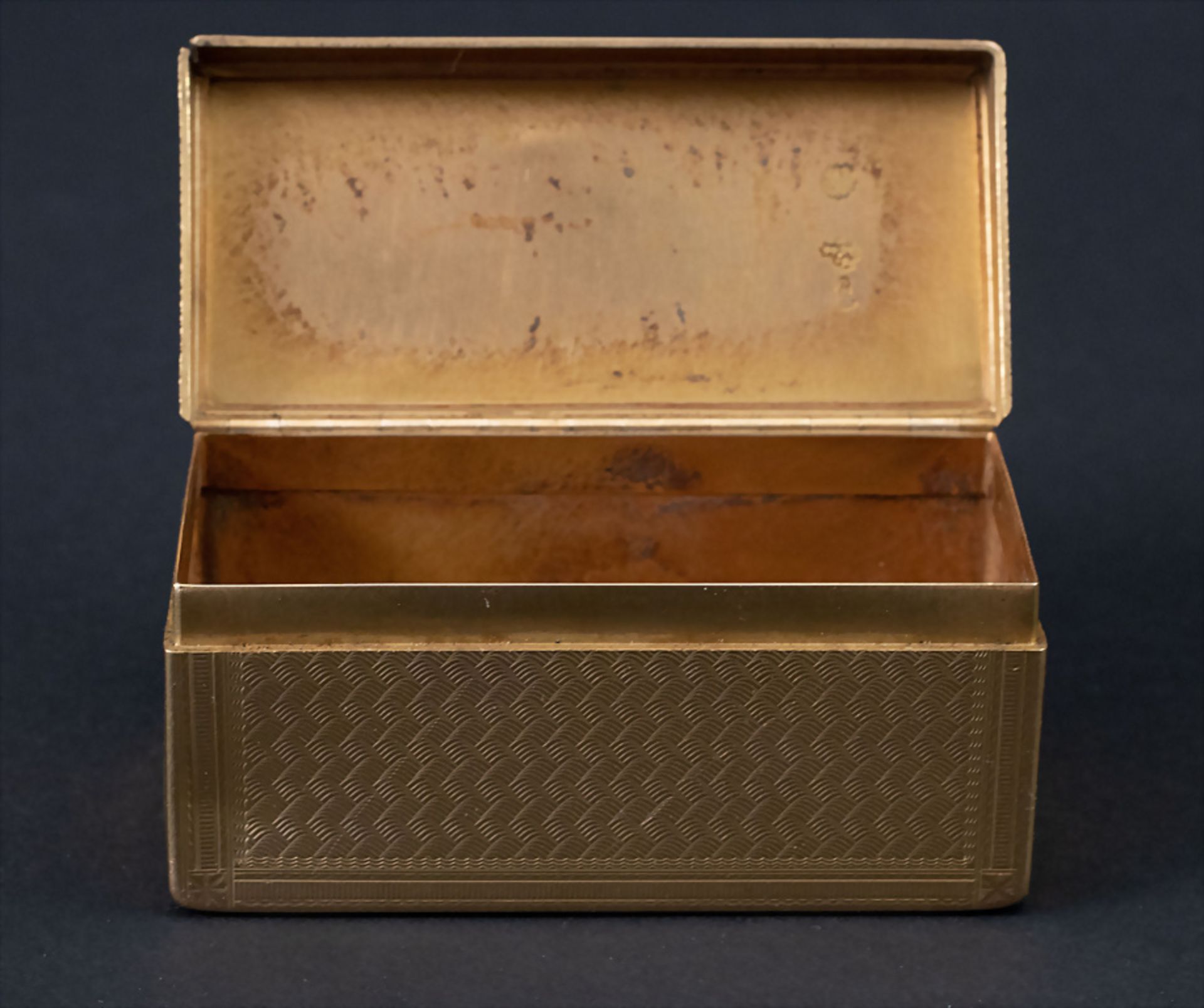 Gold Tabatiere / Schnupftabakdose / An 18 ct gold snuff box, Philippe Emanuel Garbe, Paris, 1768 - Bild 3 aus 5