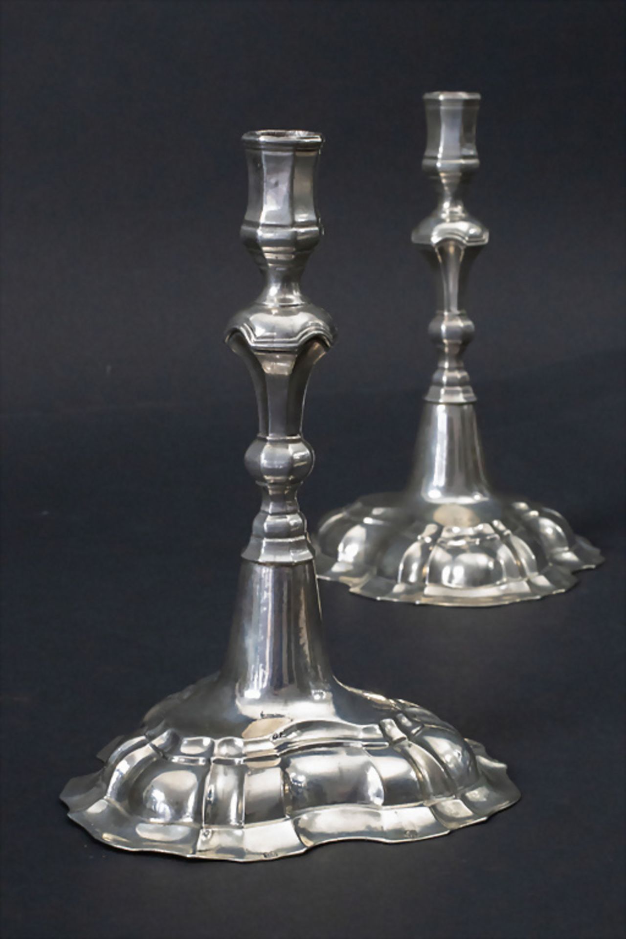 Paar Barock Kerzenleuchter / A pair of Baroque silver candlesticks, Johannes Conrad, ... - Image 2 of 6