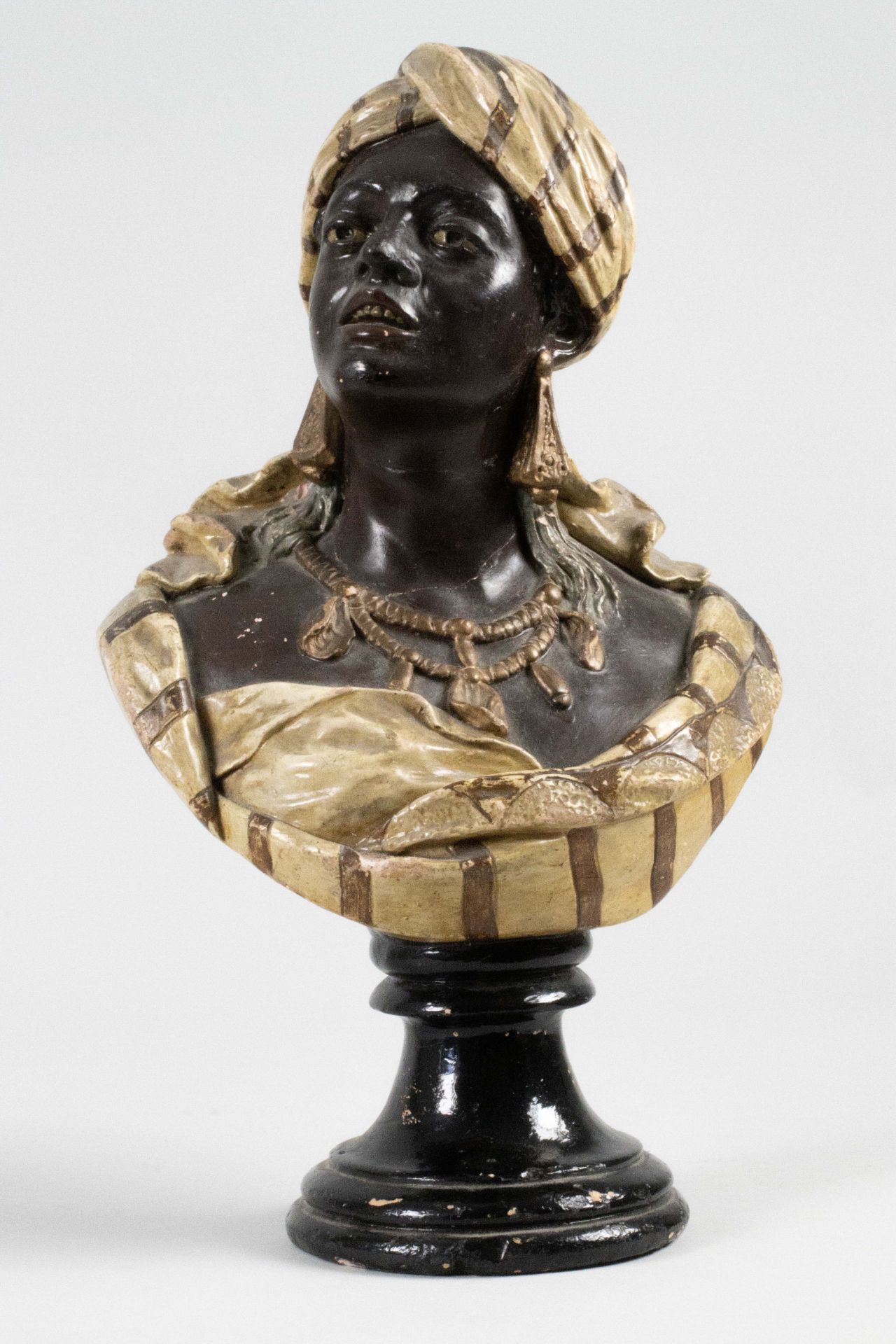 Keramikbüste 'Orientalin' / A ceramic bust of an 'Oriental lady', 1920er Jahre