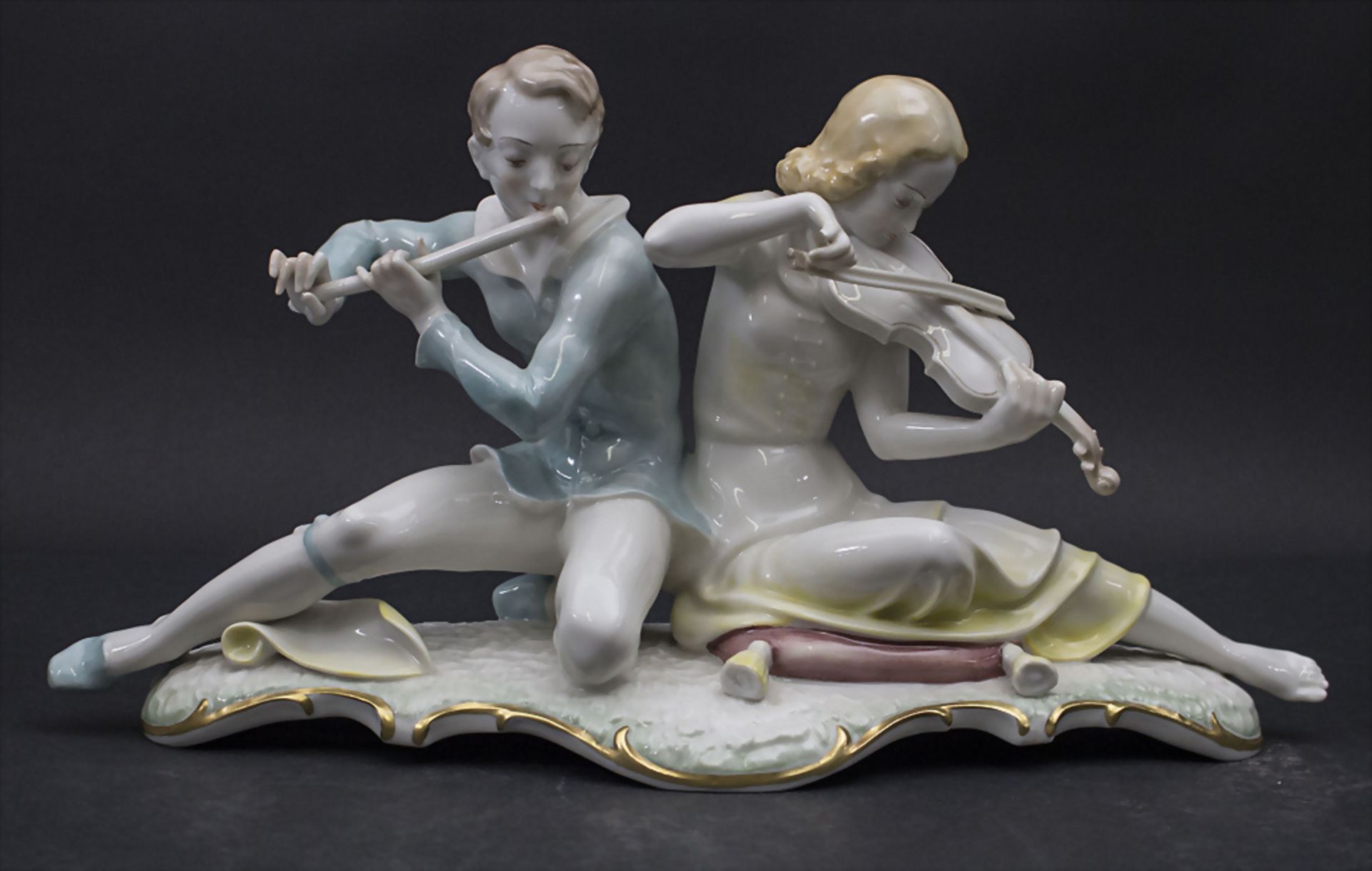 Figur 'Musizierendes Paar' / 'A couple playing music', Carl Werner, Hutschenreuther, 1. Hälfte ... - Bild 4 aus 8