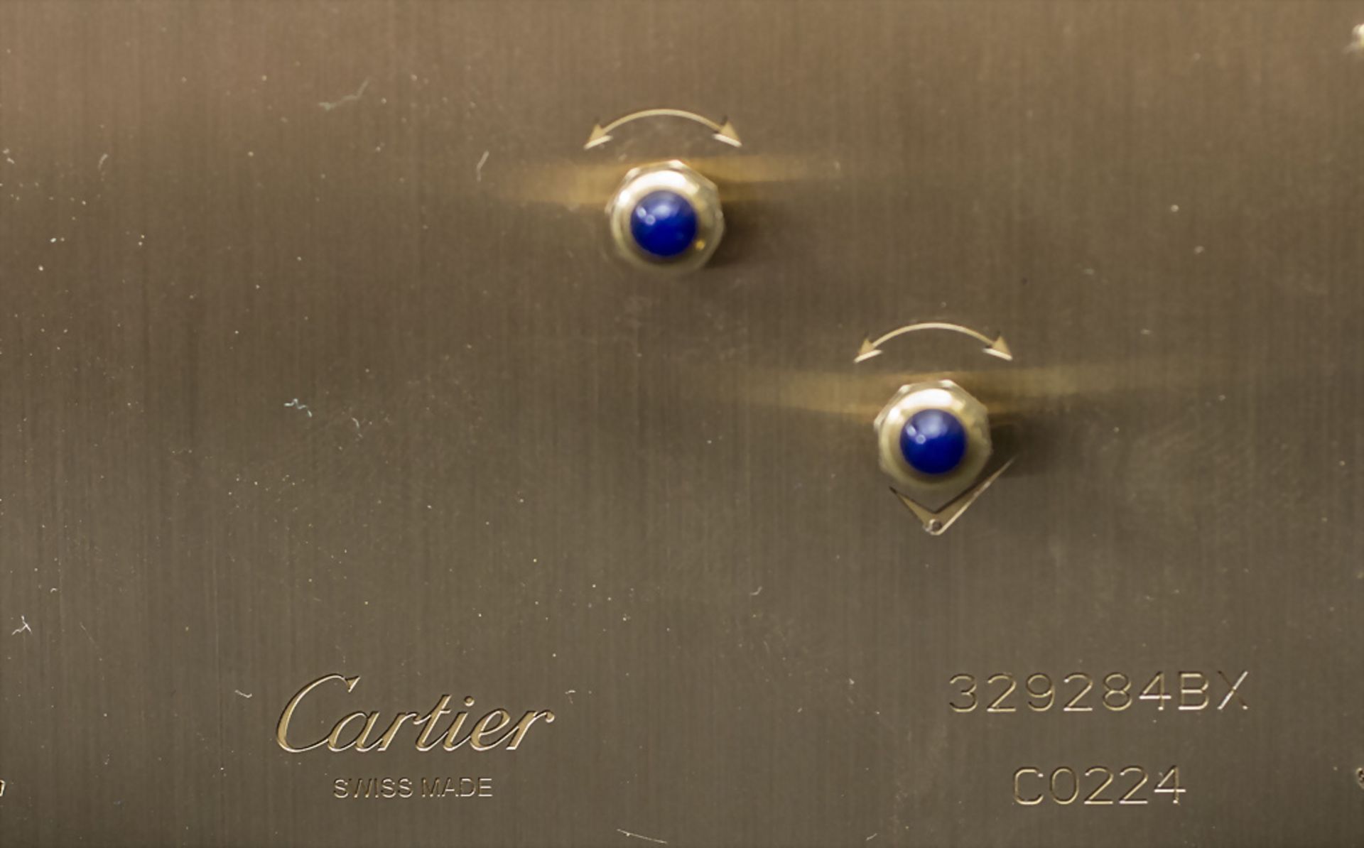 Art Déco Schreibtischuhr / An Art Deco desk clock with enamel, Cartier, Swiss Made, 20. Jh. - Bild 7 aus 7