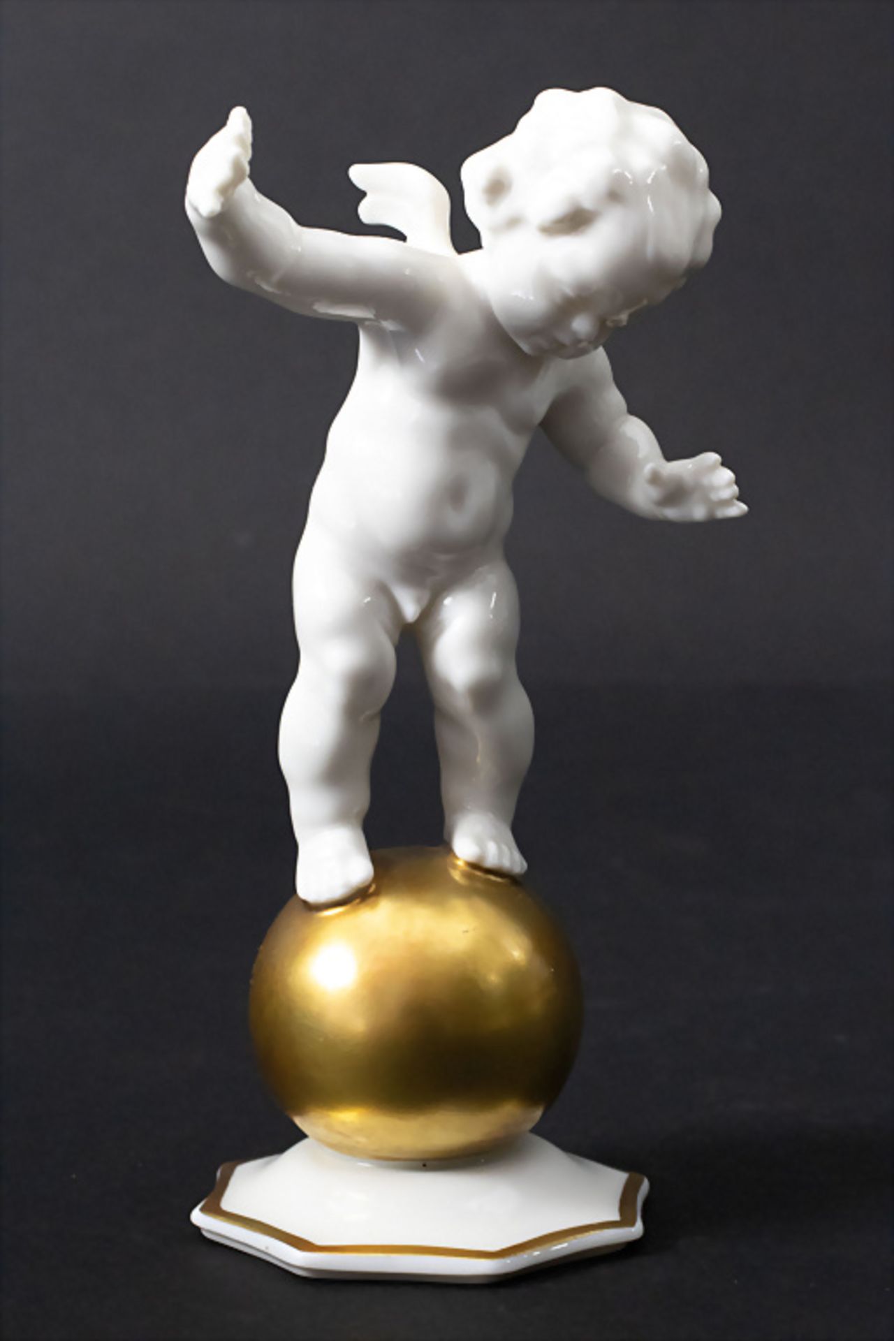 Putto Figur / A figure of a cherub, Karl Tutter, Hutschenreuther, 20. Jh.