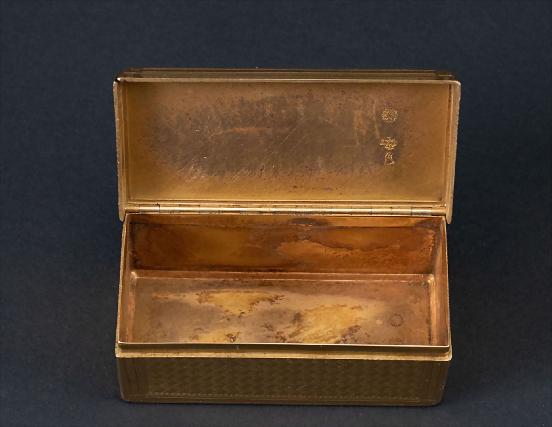 Gold Tabatiere / Schnupftabakdose / An 18 ct gold snuff box, Philippe Emanuel Garbe, Paris, 1768