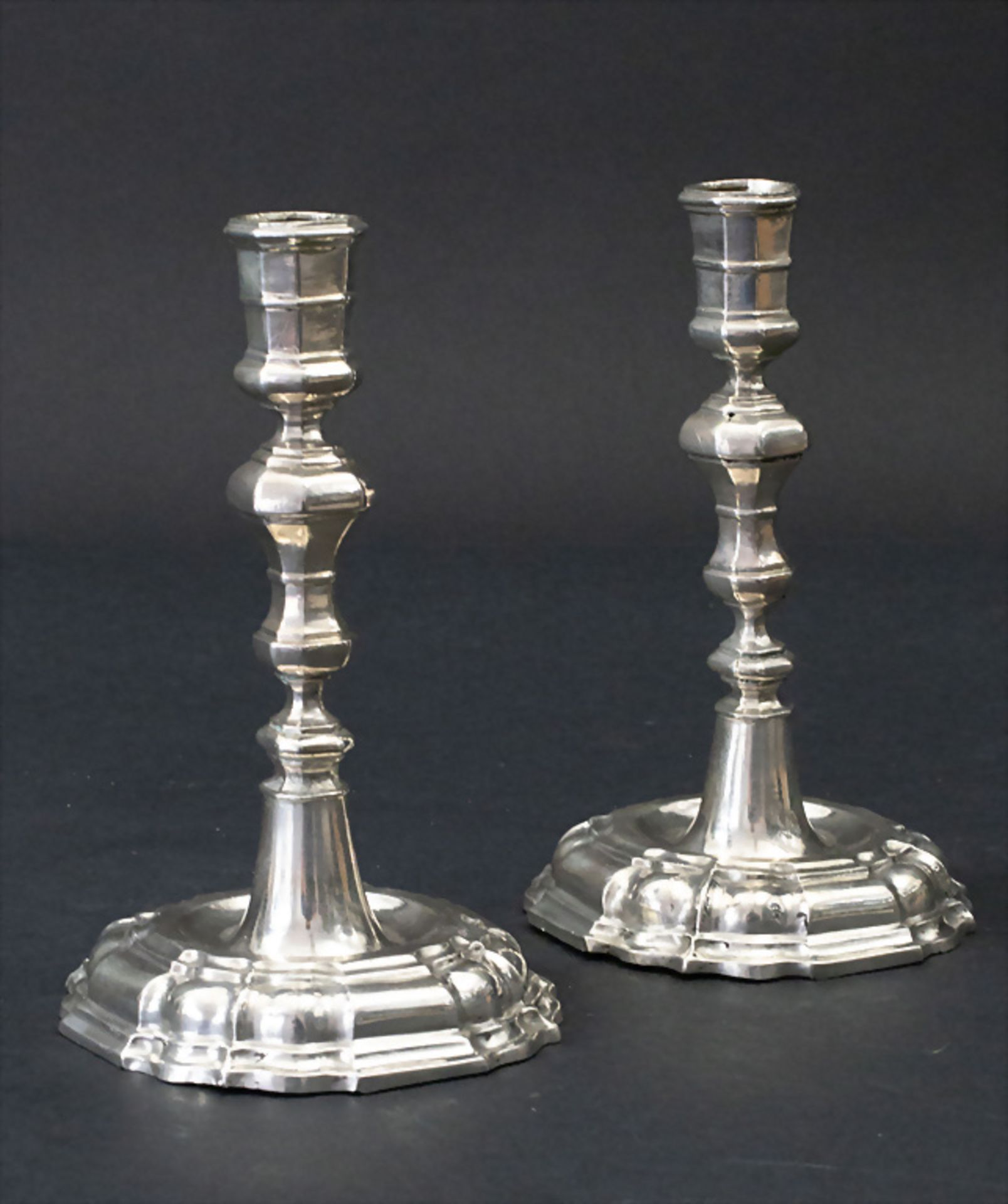 Paar Barock Reiseleuchter / A pair of silver travel candlesticks, Johannes Warnberger, ...