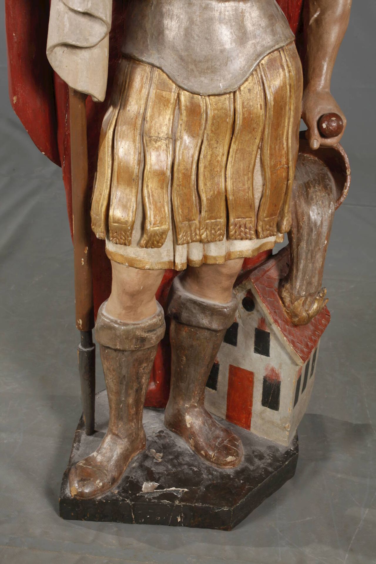 Geschnitzte Heiligenfigur St. Florian - Bild 2 aus 4