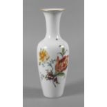 KPM Berlin Balustervase "Blumen und Insekten"