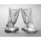Lalique Paar Buchstützen als Meisen