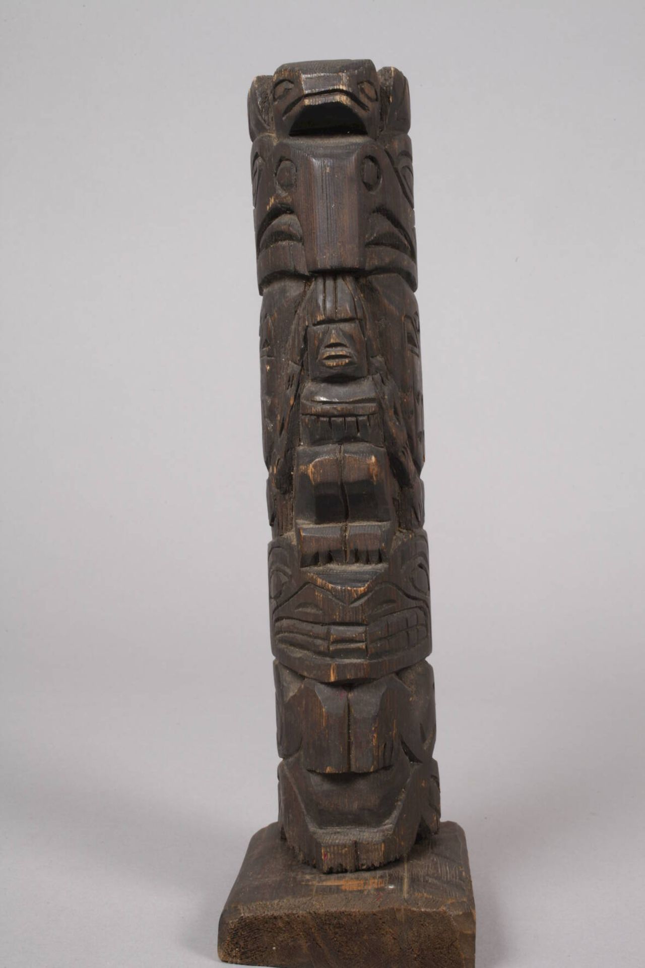 Totem - Image 2 of 4