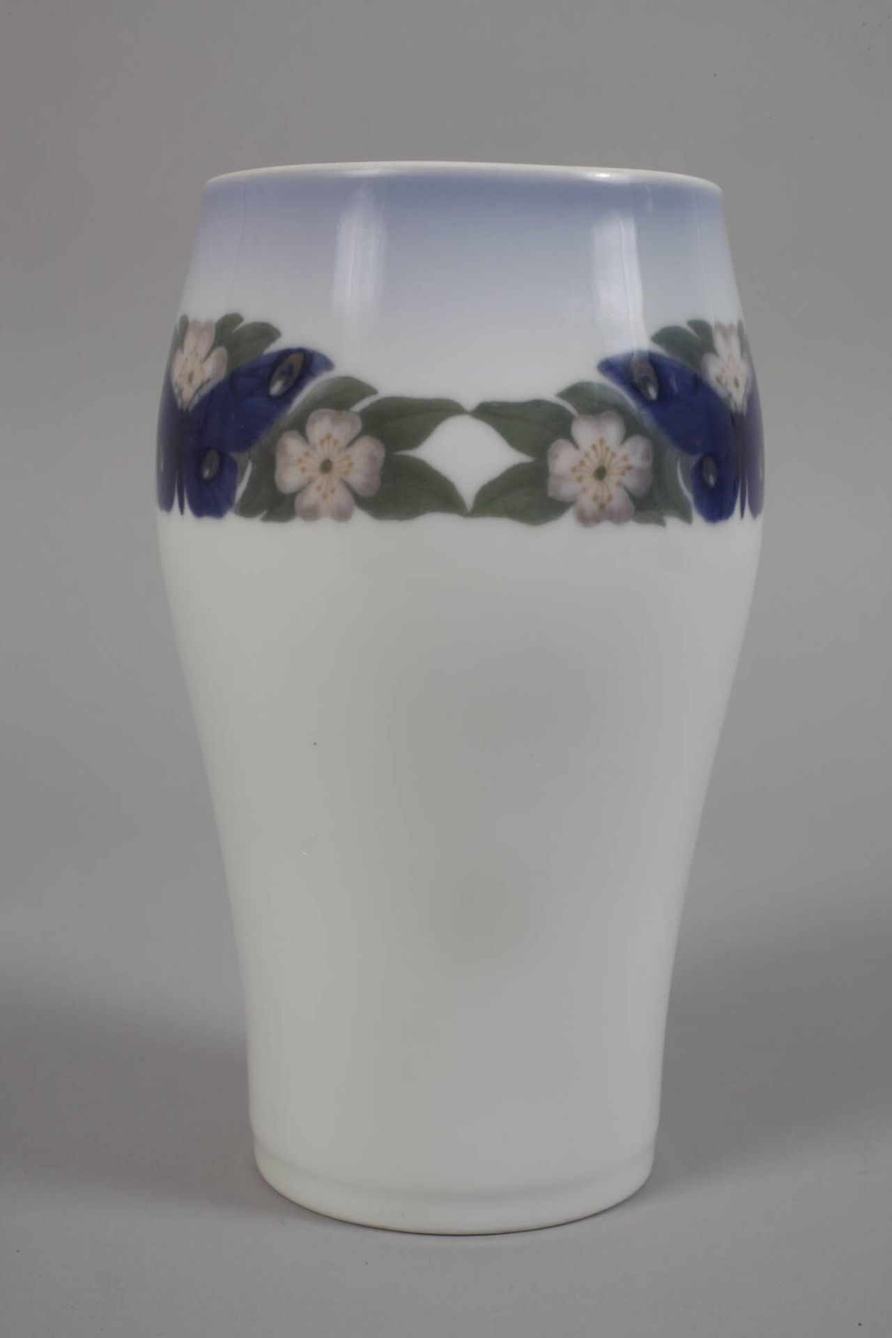 Kopenhagen Vase Schmetterlingsdekor - Image 2 of 4