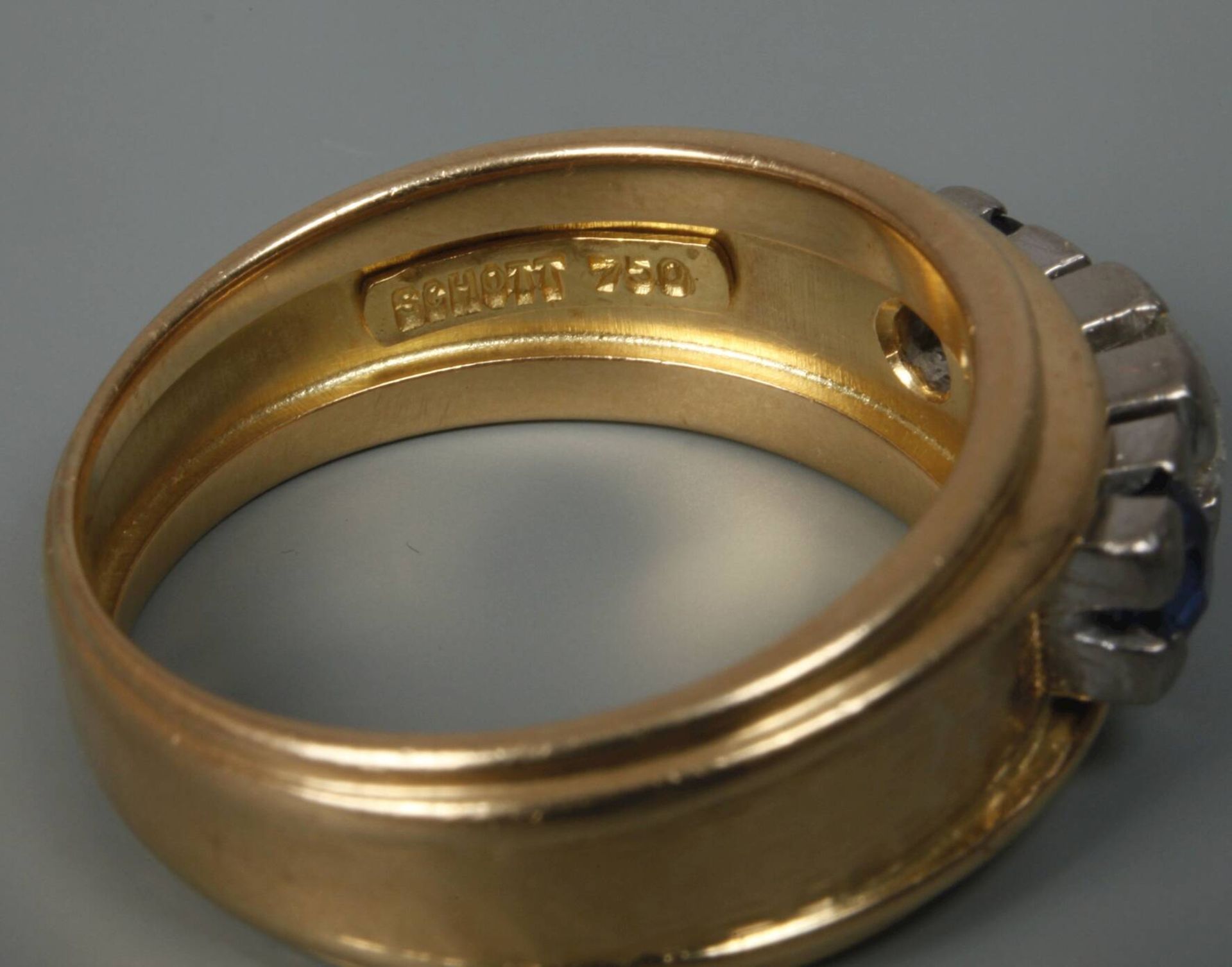 Ring mit Brillant und Saphiren - Image 2 of 3
