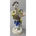 Meissen. Porzellan Figur. Gärtnerkind mit Blumenkorb.