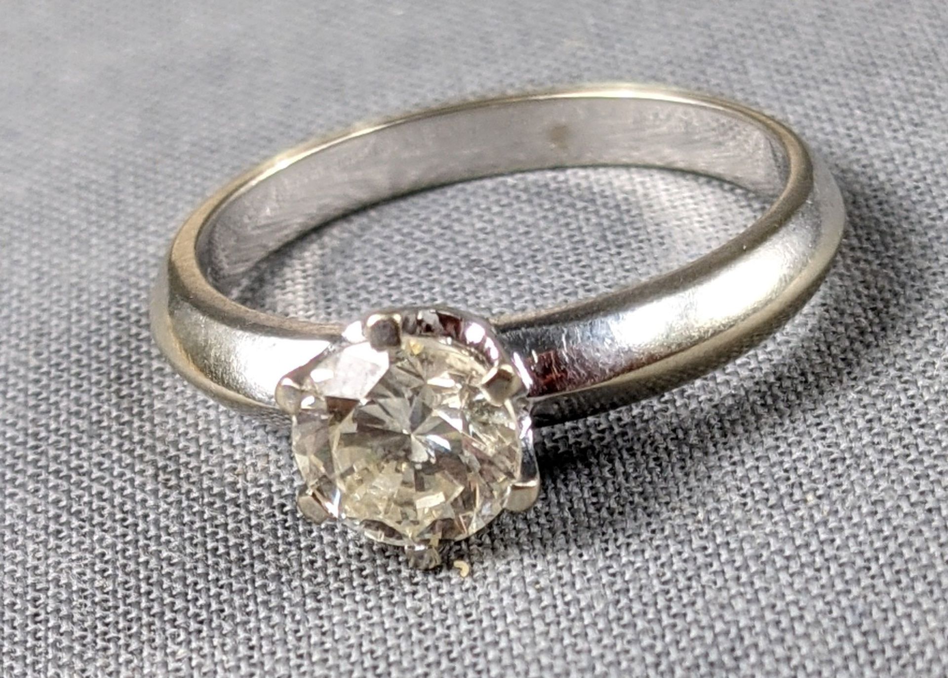 Ring. Brillant Solitaire. - Bild 7 aus 13