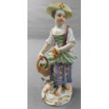 Meissen. Porzellan Figur. Blumenkind mit Schaf und Blumenkorb.