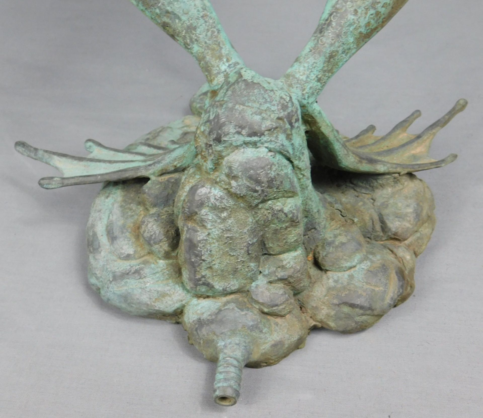 Leonardo ROSSI (XX). Frosch als Wasserspeier, Bronze. - Bild 7 aus 13