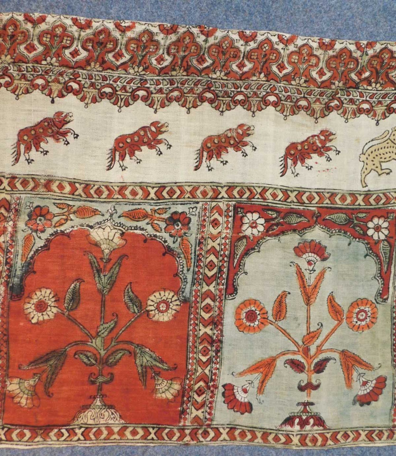 Mughal Saf Wandteppich / Behang. Reihen Gebets Textil. - Bild 5 aus 16