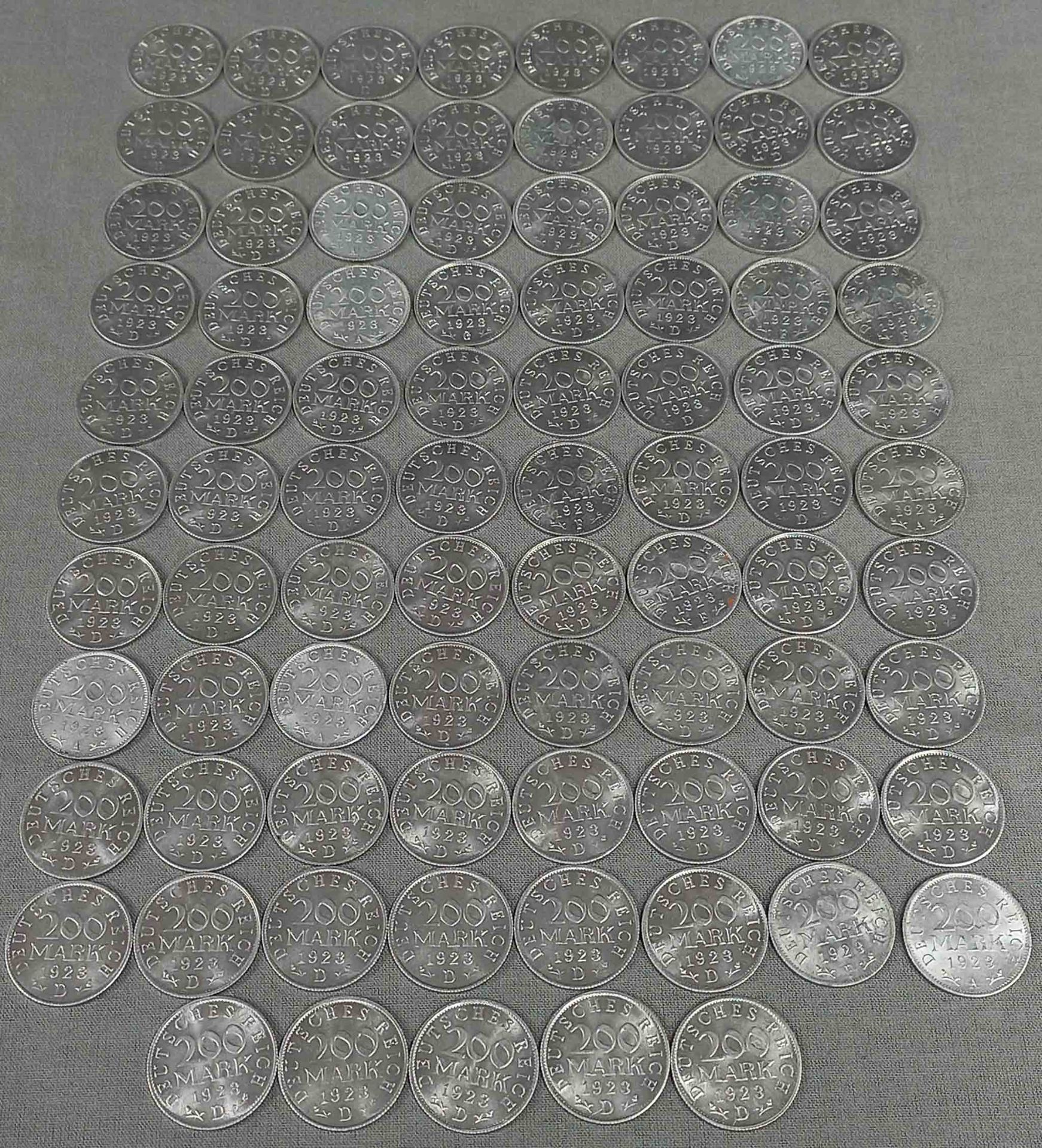 85 Aluminiummünzen. Inflationsgeld 200 Reichsmark. - Image 2 of 17