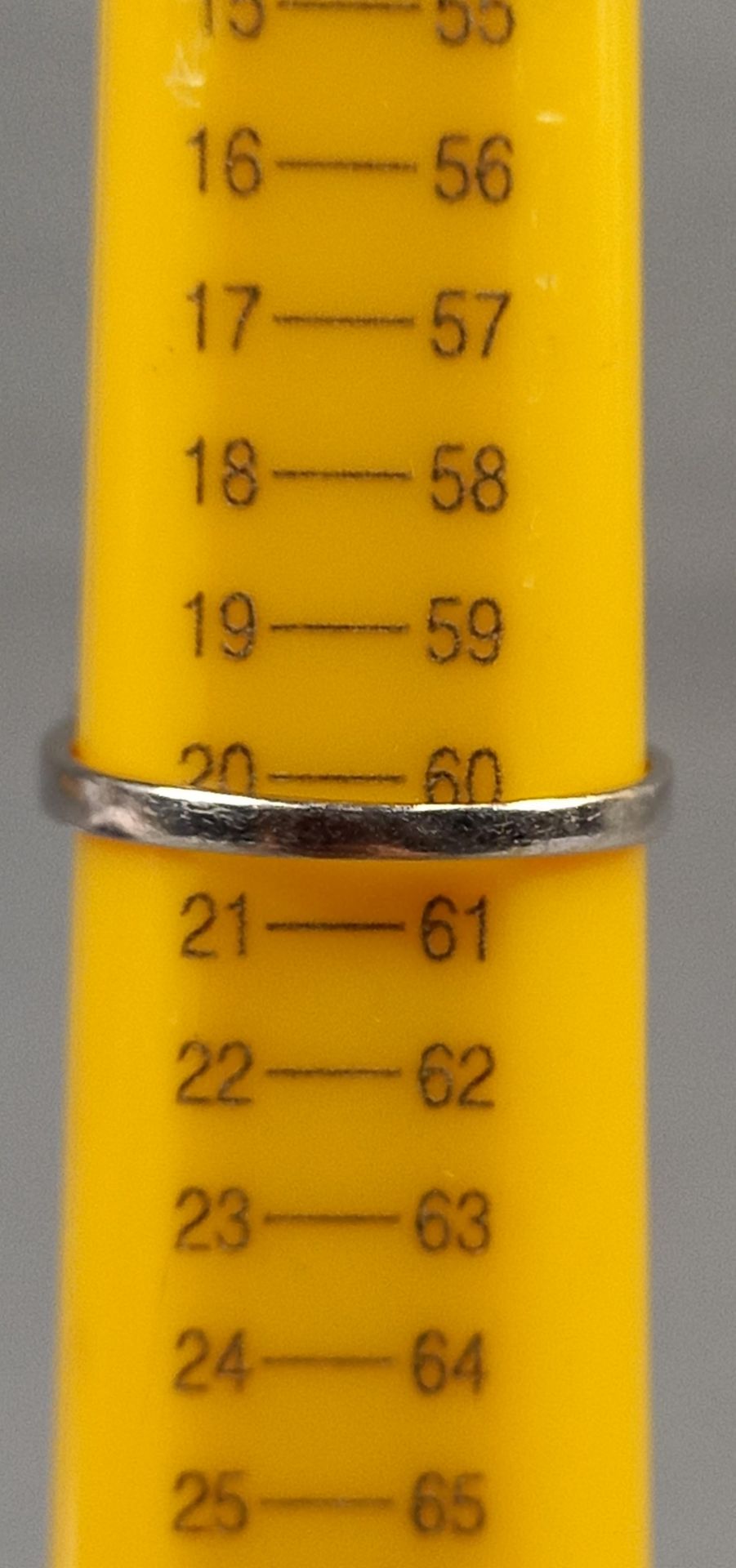 Ring. Gold 585. 5 Brillanten von zusammen circa 0,5 Karat. - Bild 12 aus 13