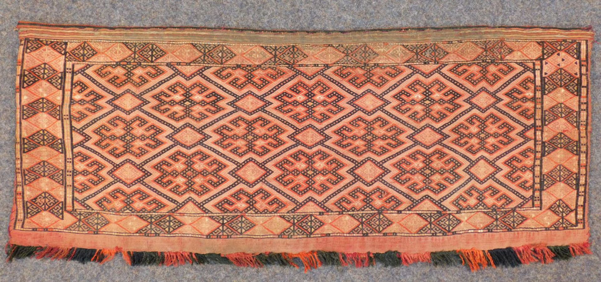 Reverse Sumak Torba. Stammesteppich antik. Turkmenen.