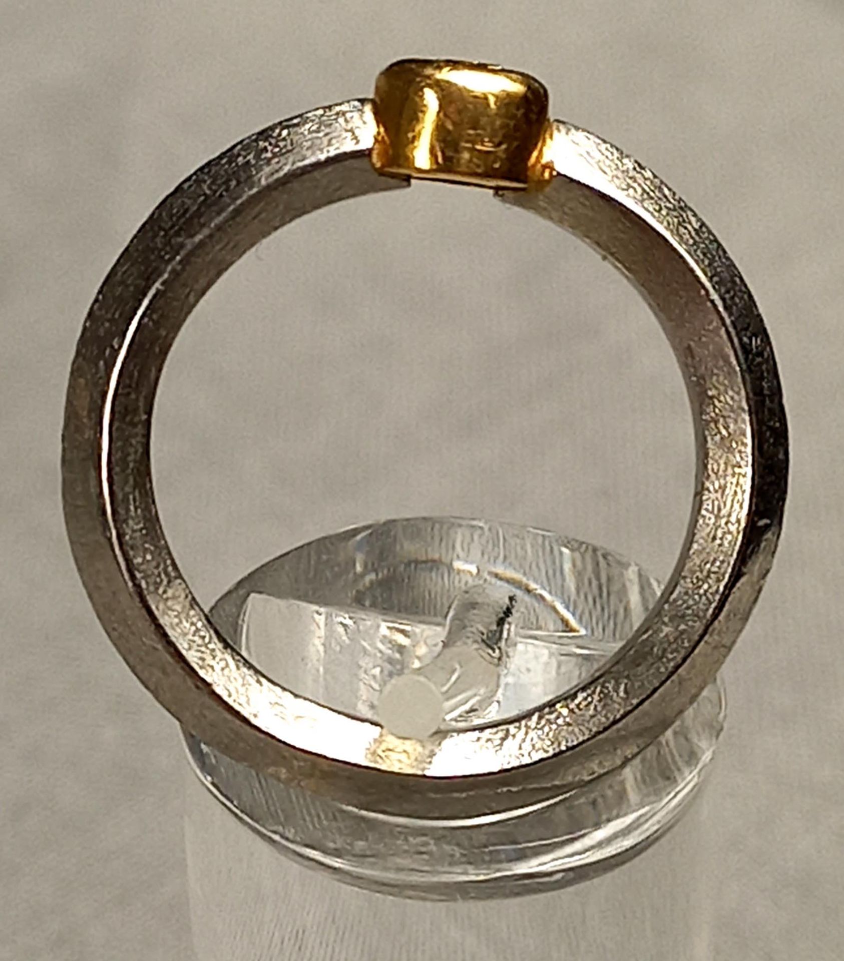 Brilliant Solitär Ring. Circa 0,2 Karat der Diamant. - Bild 2 aus 10