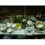 A mixed lot including 19th century leaf plates, blue and white Willow pattern plates, mugs, glass