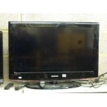 A Samsung 32 in flat screen television with remote control [G5] WE DO NOT ACCEPT CREDIT CARDS.