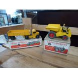 Two Dinky Supertoys each in their original box No 521 a Bedford articulated lorry and No 562 a