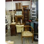 An extensive furniture lot, comprising: a tall Edwardian jardiniere stand, a reproduction mahogany