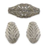 BROOCH AND PAIR OF CLIPS FRANCE 1930s