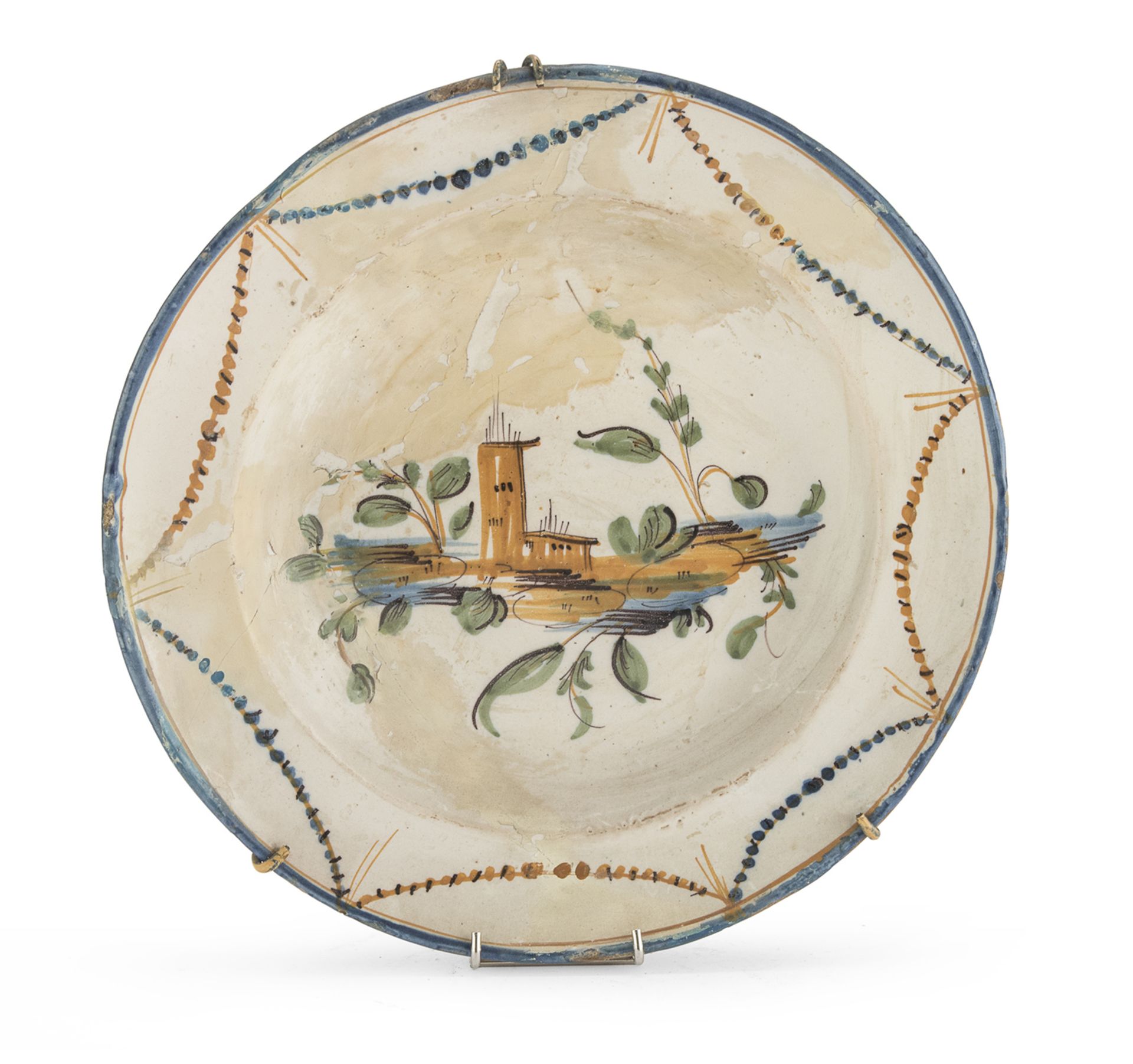 PLATE IN MAJOLICA SPAIN LATE 18th CENTURY