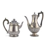 SILVER-PLATED TEAPOT AND COFFEE POT SHEFFIELD EARLY 20TH CENTURY