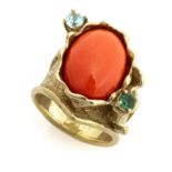 GOLD RING WITH PINK CORAL