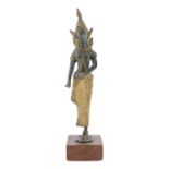 A THAI BRONZE SCULPTURE OF APSARA 20TH CENTURY.