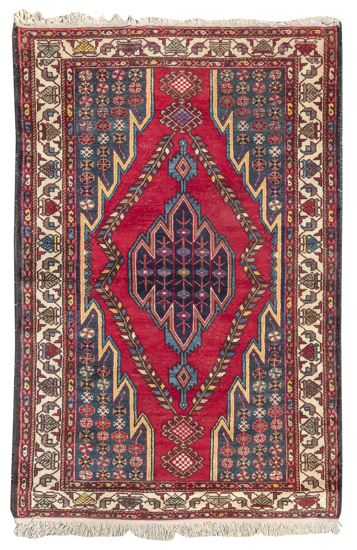 MAZLAGAN RUG EARLY 20TH CENTURY