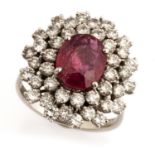 WHITE GOLD RING WITH RUBY AND DIAMONDS